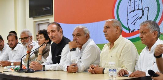 Former-INLD-chief-Ashok-Arora-joins-Congress